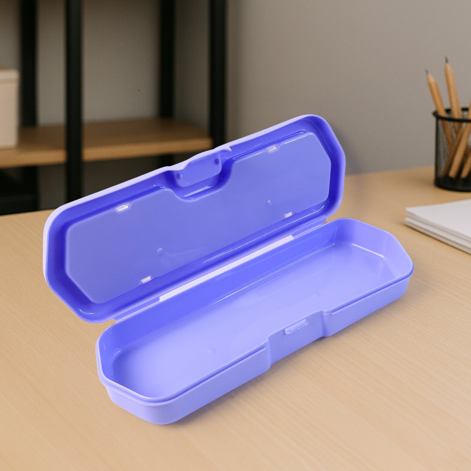 Cartoon Character Printed Plastic Pencil Box With Built-in Maze Puzzle Game (1 Pc) Cartoon Character Printed Plastic Pencil Box With Built-in Maze Puzzle Game (1 Pc)